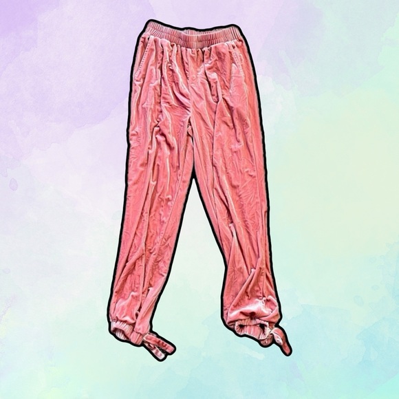 🌈 Lovely pink velvet pants - Picture 2 of 5